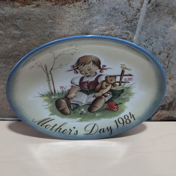 Schmid Hummel Mother's Day 1984 A Joy To Share Decorative Wall Hanging Plate - Picture 10 of 11